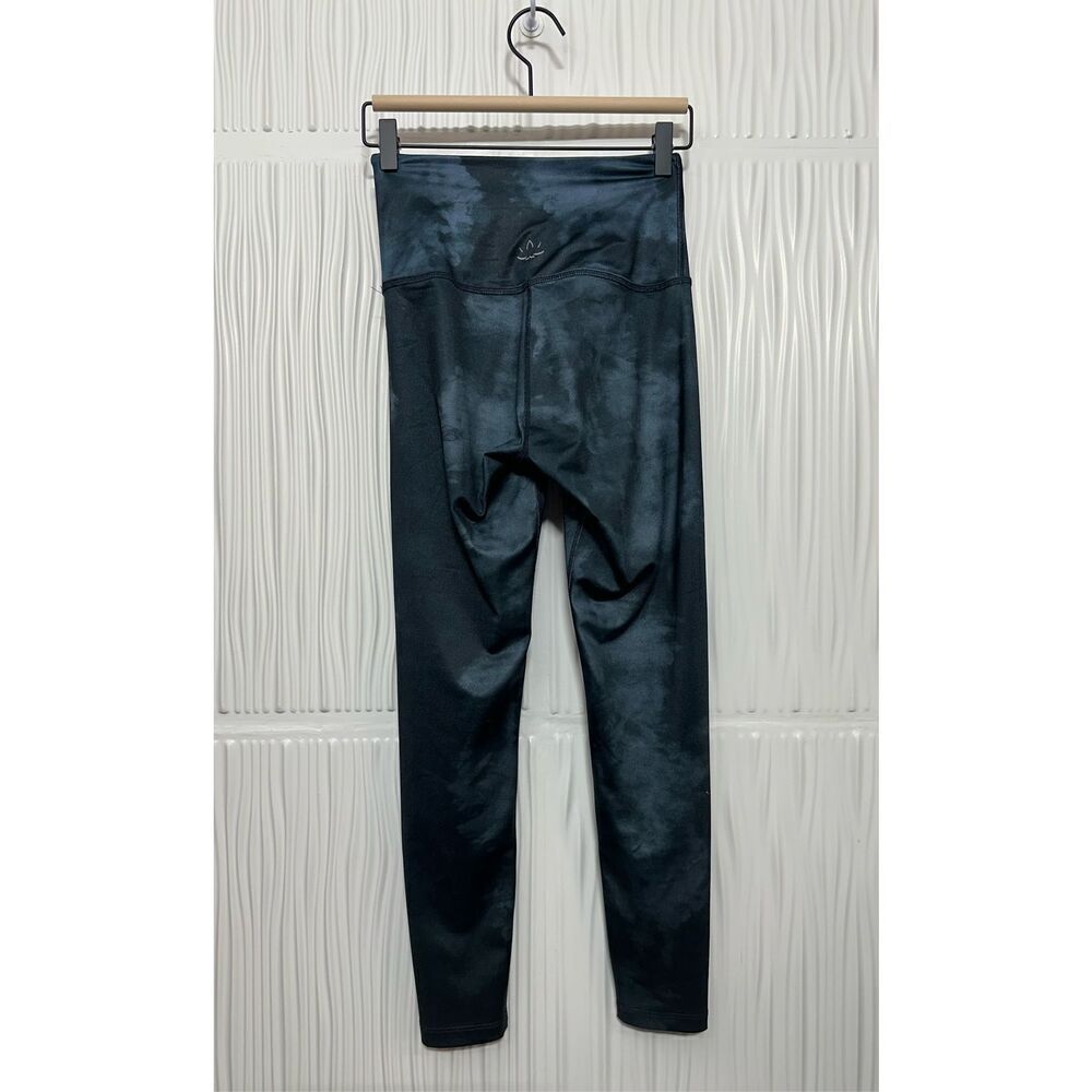 Beyond Yoga Lux High Waisted Midi Legging in Stellar Blue Cloud - S - Picture 4 of 13